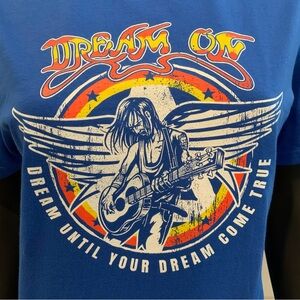 NWOT Blue Graphic Tee - Dream On